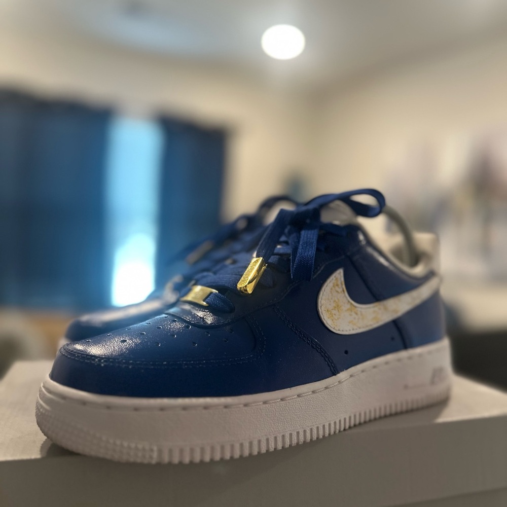 Air Force One - Customized - Picture 4 of 5